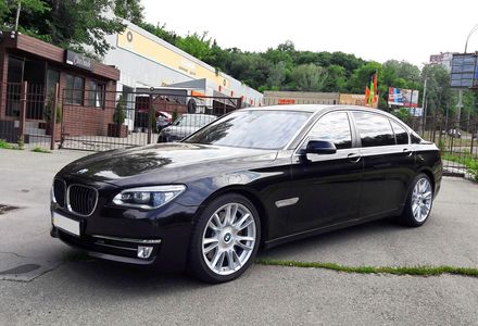 Продам BMW 750 Long INDIVIDUAL 2013 года в Киеве