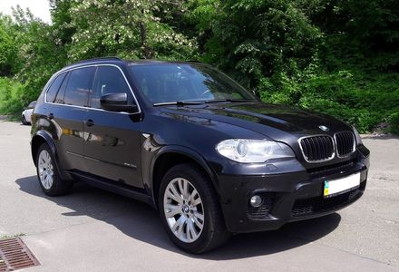 Продам BMW X5 3.0 TDI 2012 года в Киеве