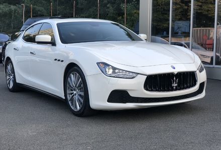Продам Maserati Ghibli S Q4 409 л.с 2015 года в Киеве