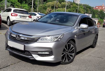 Продам Honda Accord EXECUTIVE 2017 года в Киеве