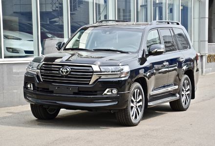 Продам Toyota Land Cruiser 200 LIMITED EXCALIBUR 2018 года в Киеве