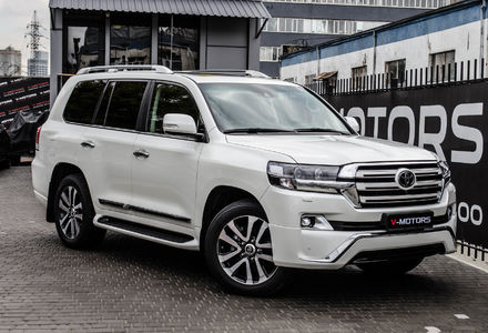 Продам Toyota Land Cruiser 200 SPECIAL EDITION 2017 года в Киеве