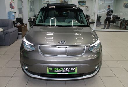 Продам Kia Soul EV + Premium + Sunroof, 30 kWt 2018 года в Киеве