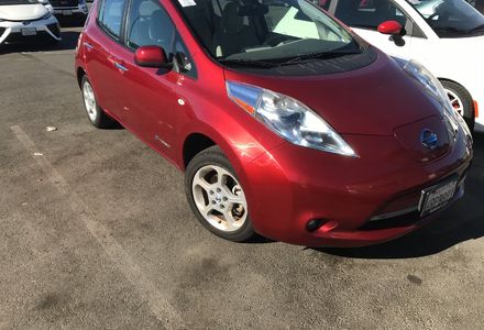 Продам Nissan Leaf SV 24 kWt 2011 года в Киеве