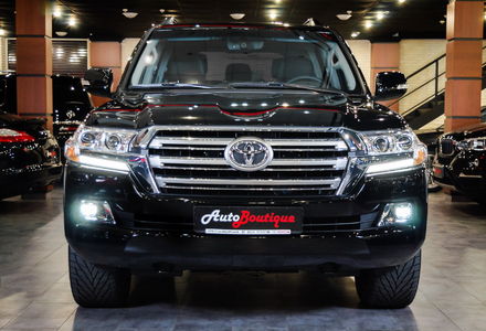 Продам Toyota Land Cruiser 200 2016 года в Одессе