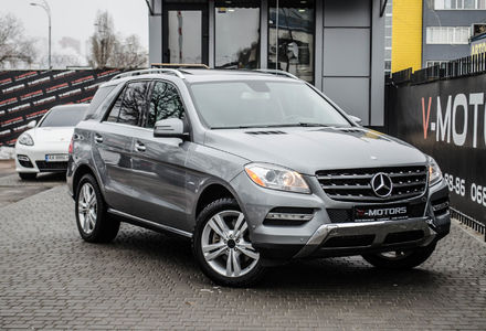 Продам Mercedes-Benz ML-Class 350i 4Matic 2012 года в Киеве