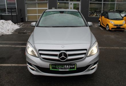 Продам Mercedes-Benz B-Class B250e 2014 года в Киеве