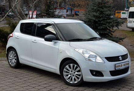 Продам Suzuki Swift 2013 года в Одессе