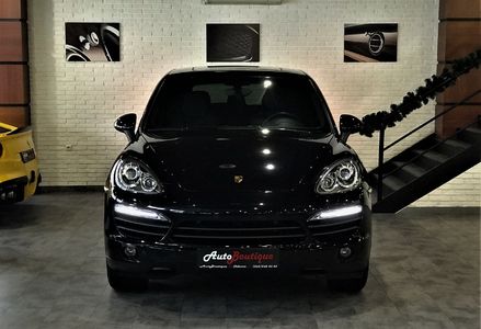 Продам Porsche Cayenne Hybrid S 2011 года в Одессе