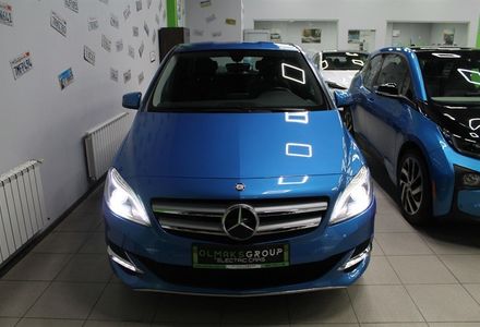 Продам Mercedes-Benz B-Class B250e, 28 kWt 2014 года в Киеве