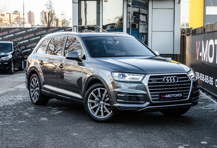 Продам Audi Q7 2.0 TFSI 2017 года в Киеве