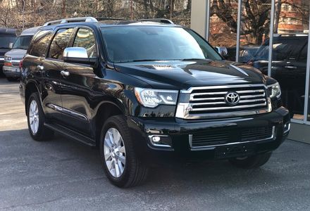 Продам Toyota Sequoia PLATINUM 2018 года в Киеве