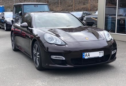 Продам Porsche Panamera TURBO 2012 года в Киеве