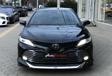 Продам Toyota Camry Premium 2018 года в Одессе