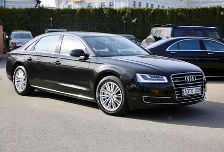 Продам Audi A8 3.0TDI LONG 2017 года в Киеве