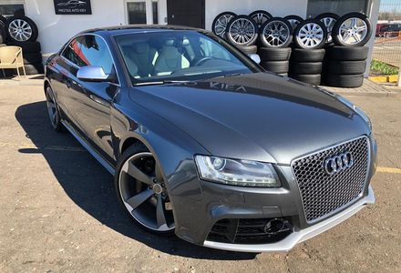 Продам Audi RS5 Quattro 2011 года в Киеве