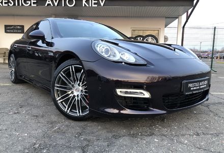 Продам Porsche Panamera TURBO 2012 года в Киеве