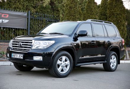 Продам Toyota Land Cruiser 200 4.5 TDI  2008 года в Киеве