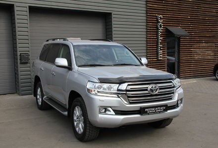 Продам Toyota Land Cruiser 200 4.6 V8 БЕНЗИН! 2018 года в Киеве