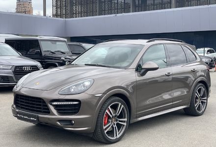 Продам Porsche Cayenne GTS 2013 года в Киеве