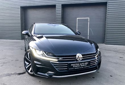 Продам Volkswagen Arteon R-Line 2.0 TSI 4MOTION 2017 года в Киеве