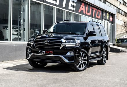 Продам Toyota Land Cruiser 200 2016 года в Киеве