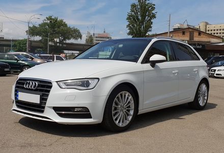 Продам Audi A3 Dynamic 2016 года в Киеве