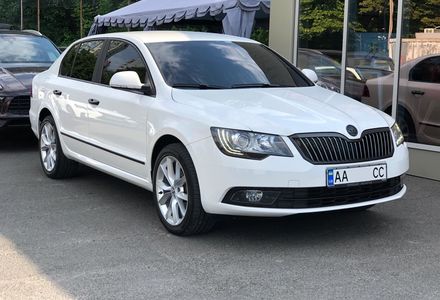 Продам Skoda Superb 2.0 TDI 2013 года в Киеве