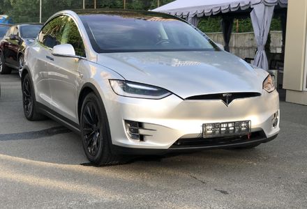 Продам Tesla Model X 75D 2017 года в Киеве