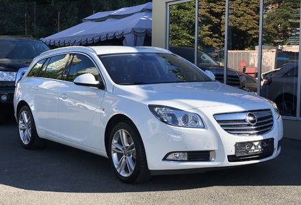 Продам Opel Insignia 2.0 CDTI 2013 года в Киеве