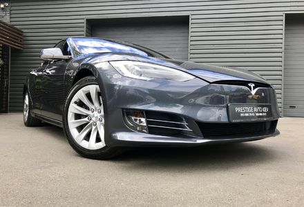 Продам Tesla Model S 75 2016 года в Киеве