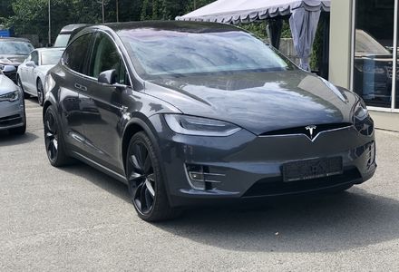 Продам Tesla Model X 100D 2019 года в Киеве