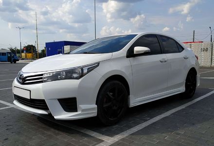 Продам Toyota Corolla 2013 года в Николаеве