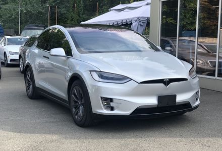 Продам Tesla Model X 75 D 2017 года в Киеве