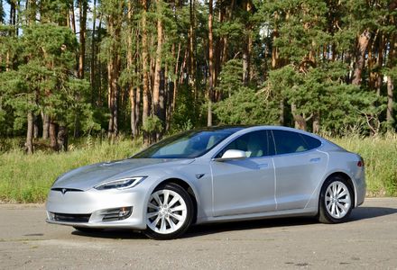 Продам Tesla Model S 100D Autopilot 2018 года в Киеве