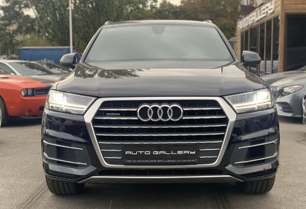 Продам Audi Q7 2016 года в Киеве