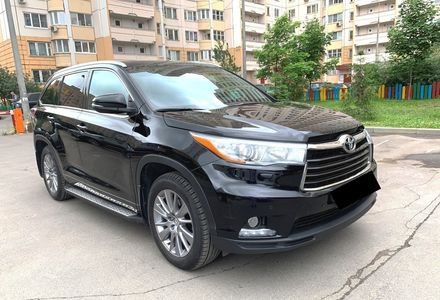 Продам Toyota Highlander LE 2015 года в Черновцах