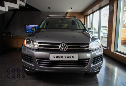 Продам Volkswagen Touareg  HYBRID 2012 года в Одессе