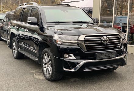 Продам Toyota Land Cruiser 200 GUARD B7 2017 года в Киеве