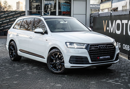 Продам Audi Q7 3.0TDI S-Line 2015 года в Киеве