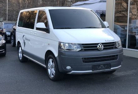 Продам Volkswagen Multivan PanAmericana 2013 года в Киеве