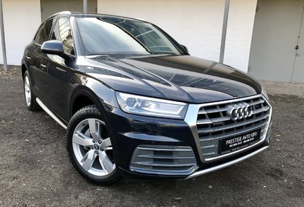 Продам Audi Q5 2.0 T 2018 года в Киеве