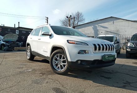 Продам Jeep Cherokee LATITUDE 2016 года в Одессе