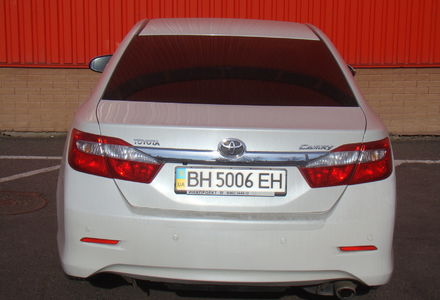 Продам Toyota Camry 2013 года в Одессе