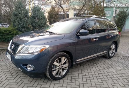 Продам Nissan Pathfinder PLATINUM 7 mest  2016 года в Одессе