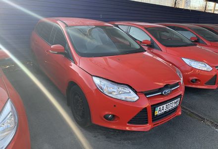 Продам Ford Focus TrenWagon 2014 года в Киеве