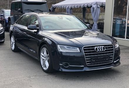 Продам Audi A8 3.0 Long quattro 2017 года в Киеве