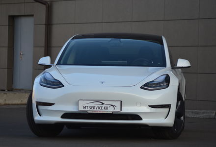 Продам Tesla Model 3 Long Range 2018 года в г. Кривой Рог, Днепропетровская область