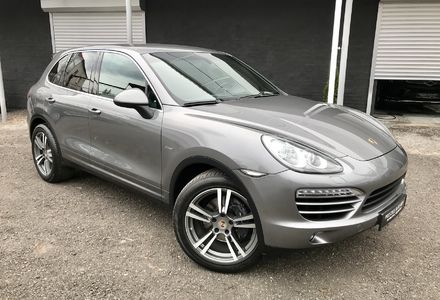 Продам Porsche Cayenne 3.0 Diesel 2013 года в Киеве