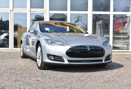 Продам Tesla Model S 85 2014 года в Одессе